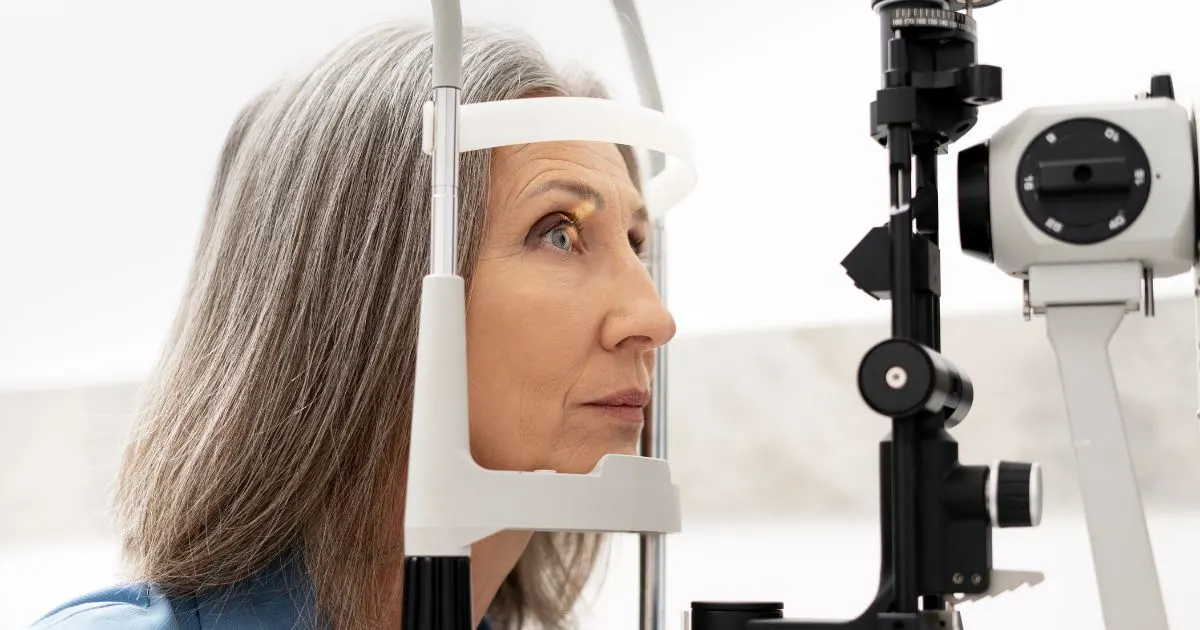 Provider at Norwood Park Eye Center consulting with a patient about an Ocular Disease Management plan in Chicago, IL.